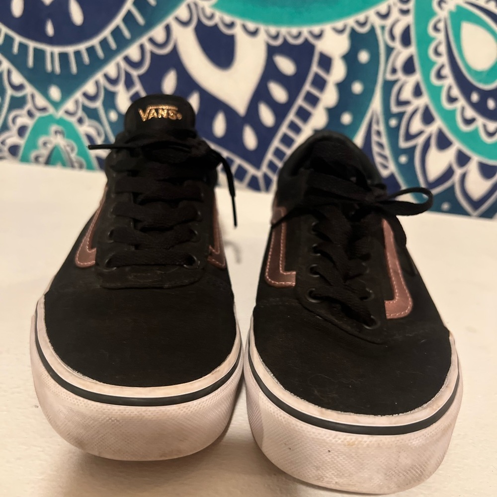 Vans Ward View 2
